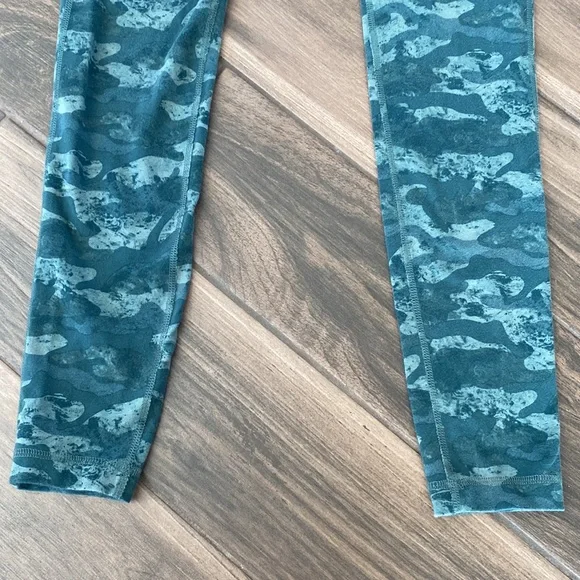 Reebok camouflage workout leggings - Picture 2 of 8